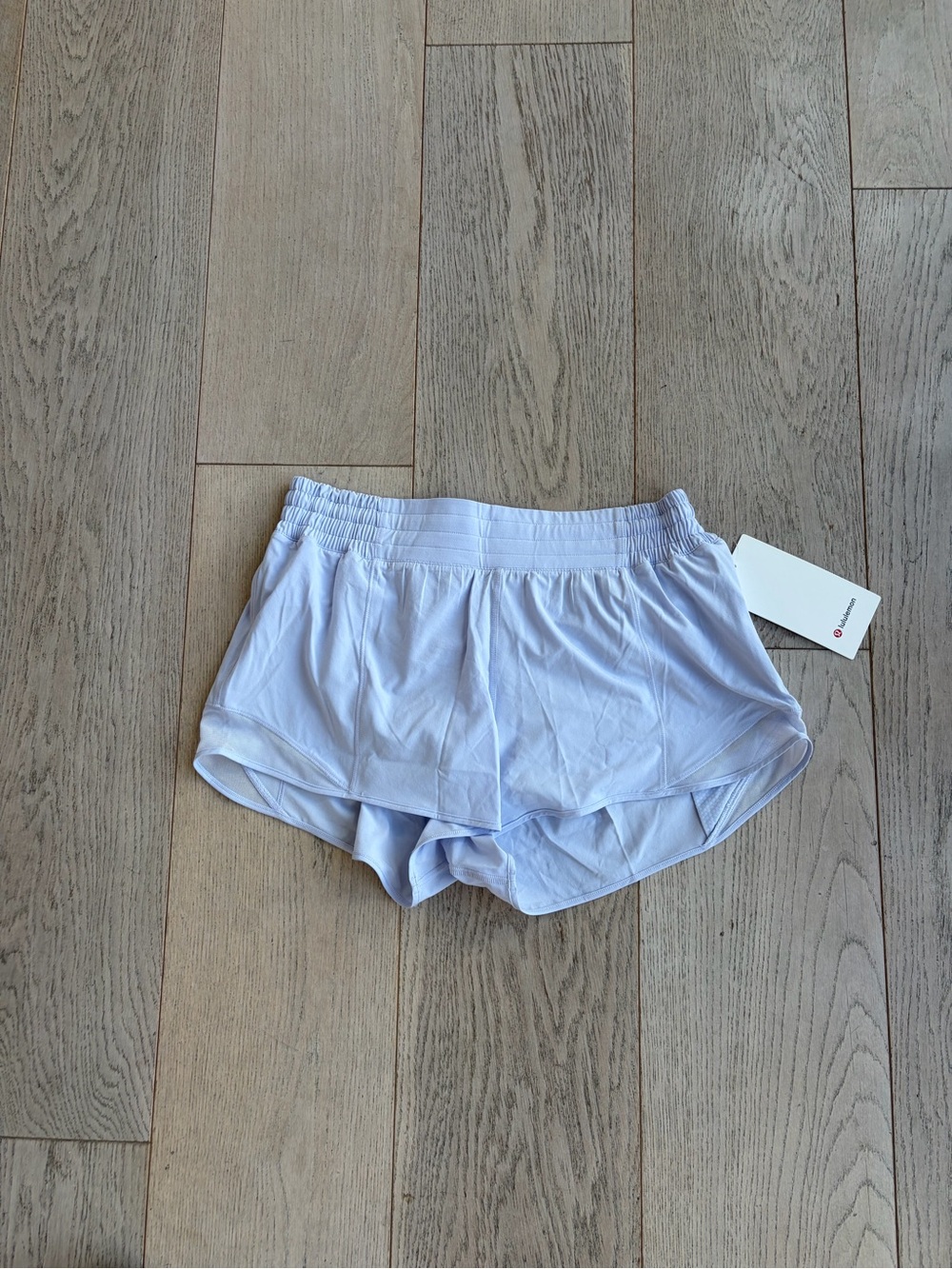 Lululemon hotty hot shorts NWT